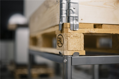 Electrogalvanized Pallet Table with Pallet Control – For EUR Pallet 1200 × 800 mm – 1216 × 816 × 657 mm